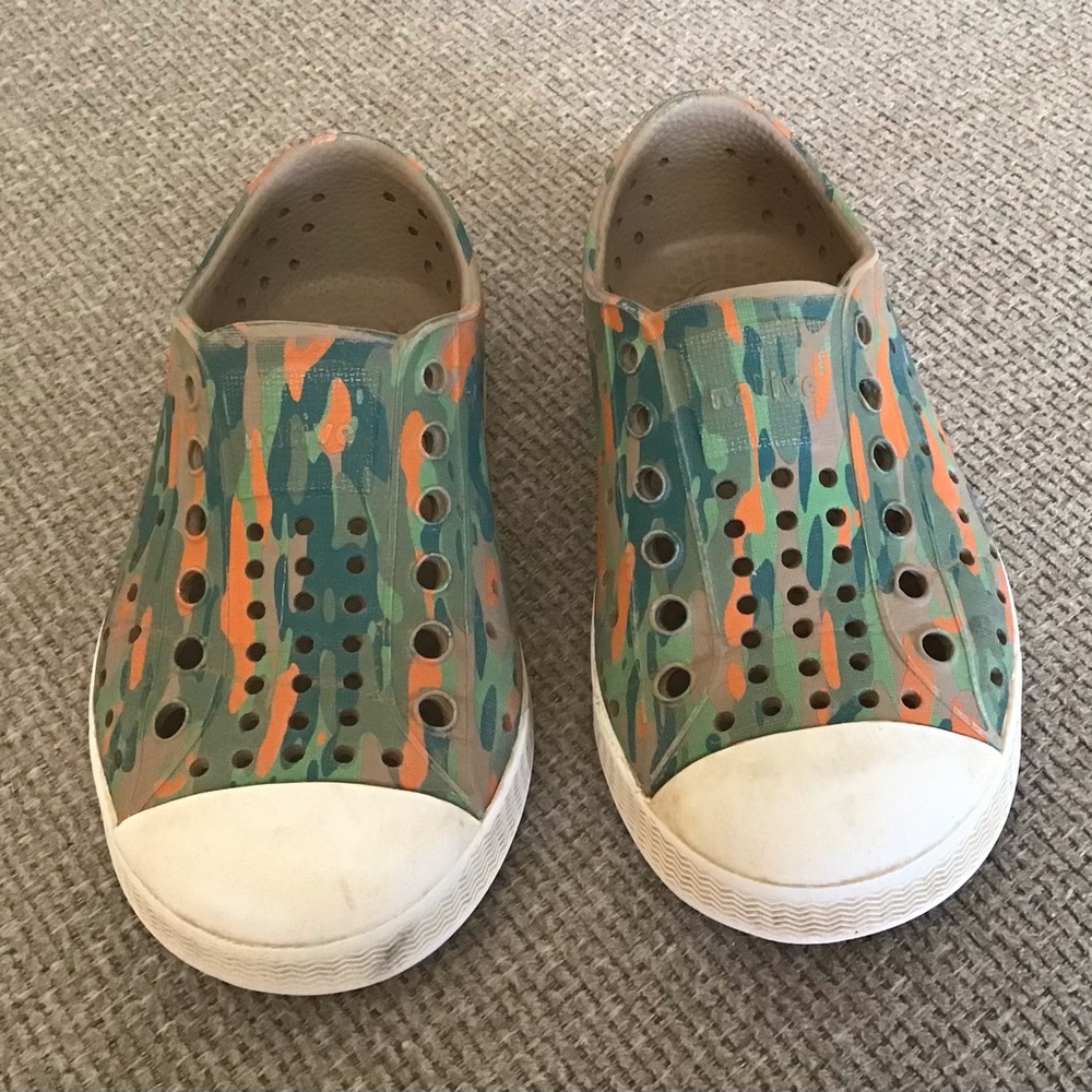 Native Shoes Jefferson Jungle Camo pattern Size C7